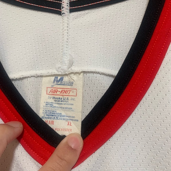 CHICHAGO BLACKHAWKS CCM JERSEY - Picture 3 of 5